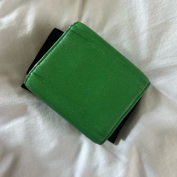 Authentic Chanel Green Key Card Holder Key Cles - Picture 3 of 3